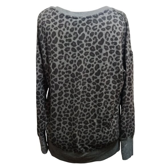 Avia L Black Gray Leopard Print Pullover Top Long Sleeve Crew Neck Thumb Holes - Picture 4 of 9